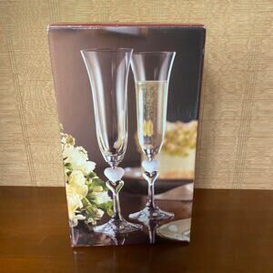 New in Box 2 Gorham Amore Frosted Double Heart Lead Crystal Champagne Flutes